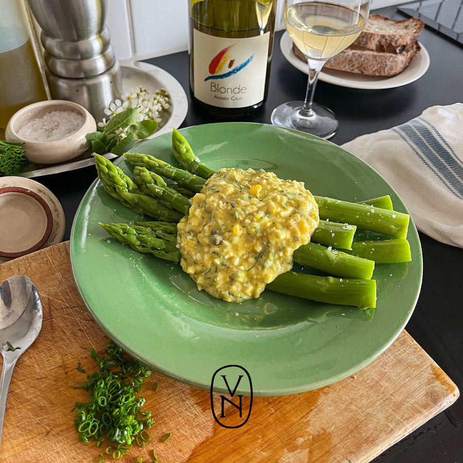 Kokt grön sparris med sauce gribiche