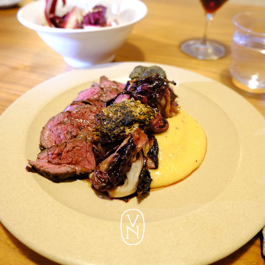 Onglet med polenta och bräserad radicchio av Oskar Ahlvin